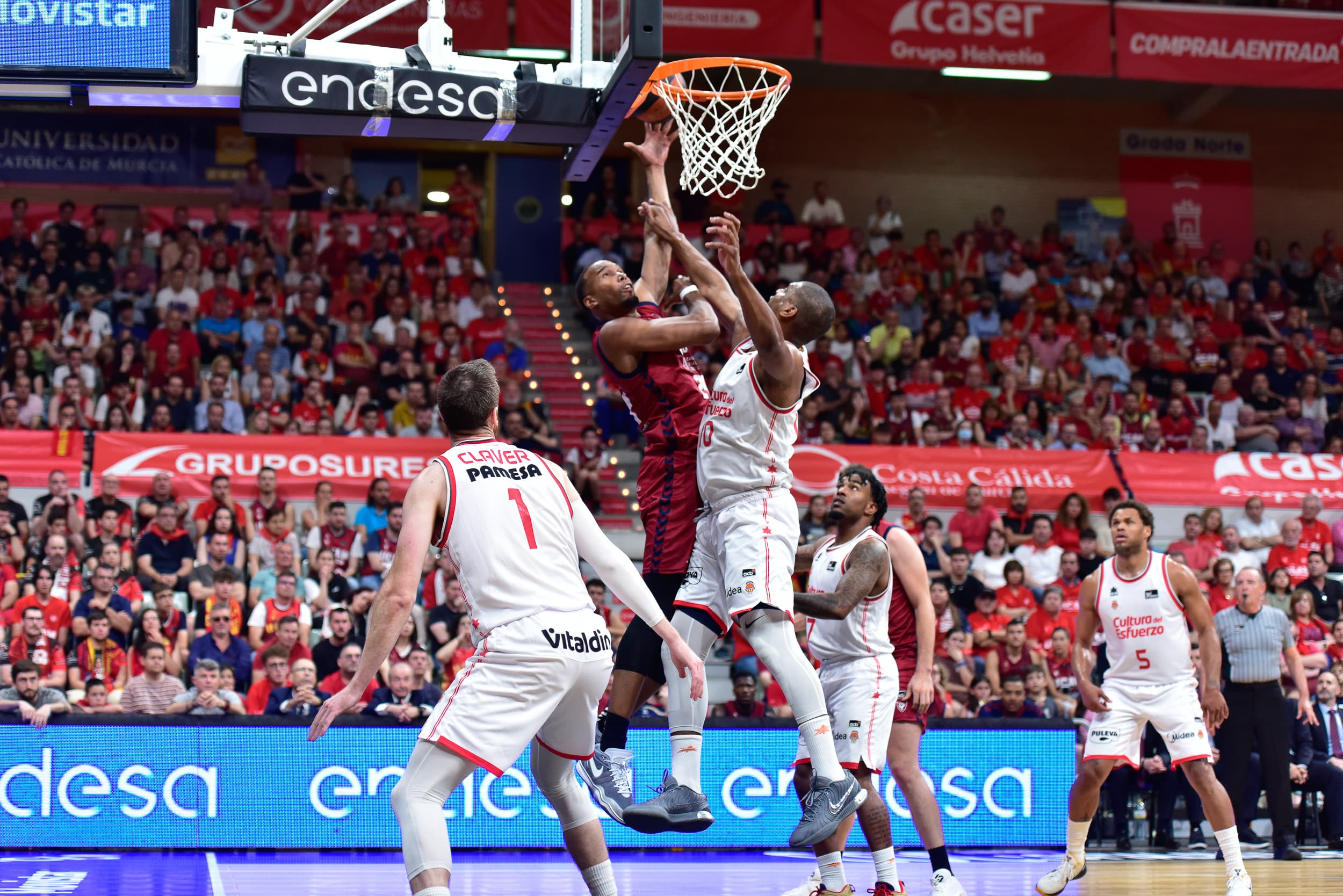 Yannis Morin sensation des playoffs en Espagne !