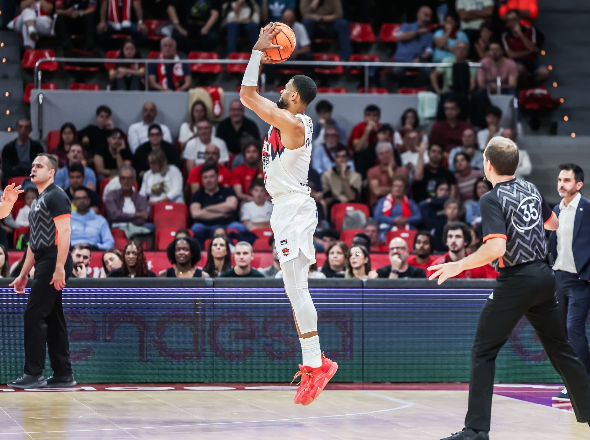 Le début de saison exceptionnel de Timothé Luwawu-Cabarrot, deuxième meilleur marqueur en EuroLeague et troisième en ACB