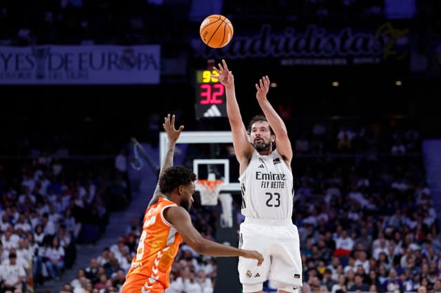 Le Real Madrid remporte le choc face à Valence et s’empare de la première place de Liga Endesa