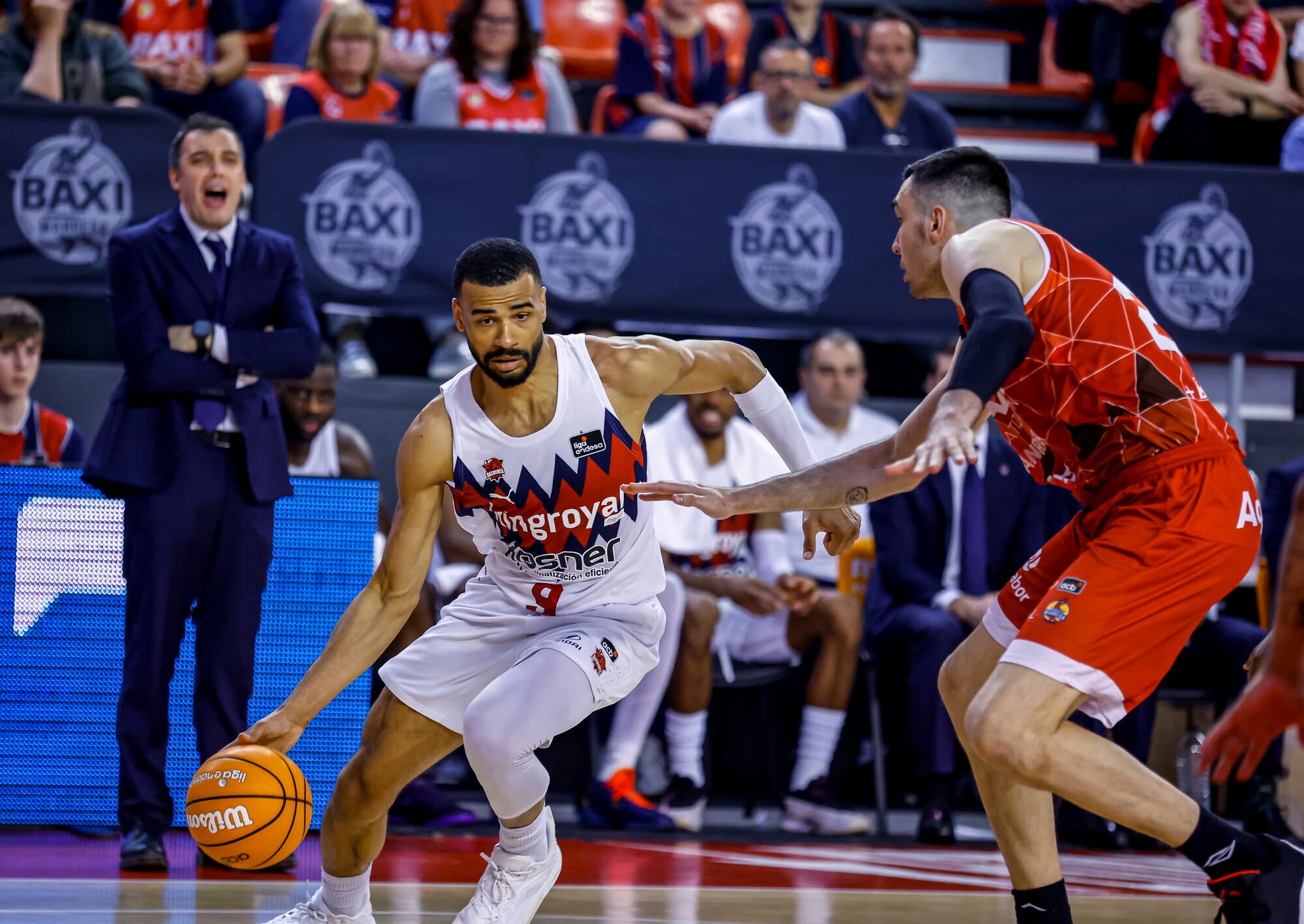 Timothé Luwawu-Cabarrot en feu : 53 points en deux matchs et leader offensif en Liga Endesa