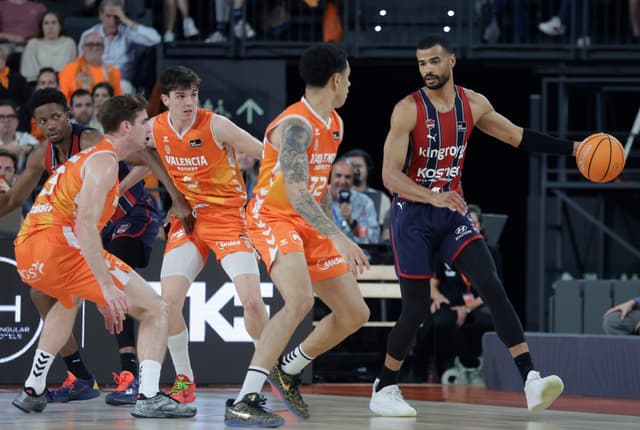 TLC et Baskonia prennent leur revanche sur Valence