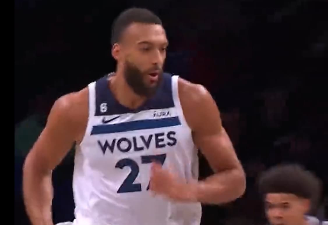 Gobert et les Wolves regagnent, Maledon en double-double