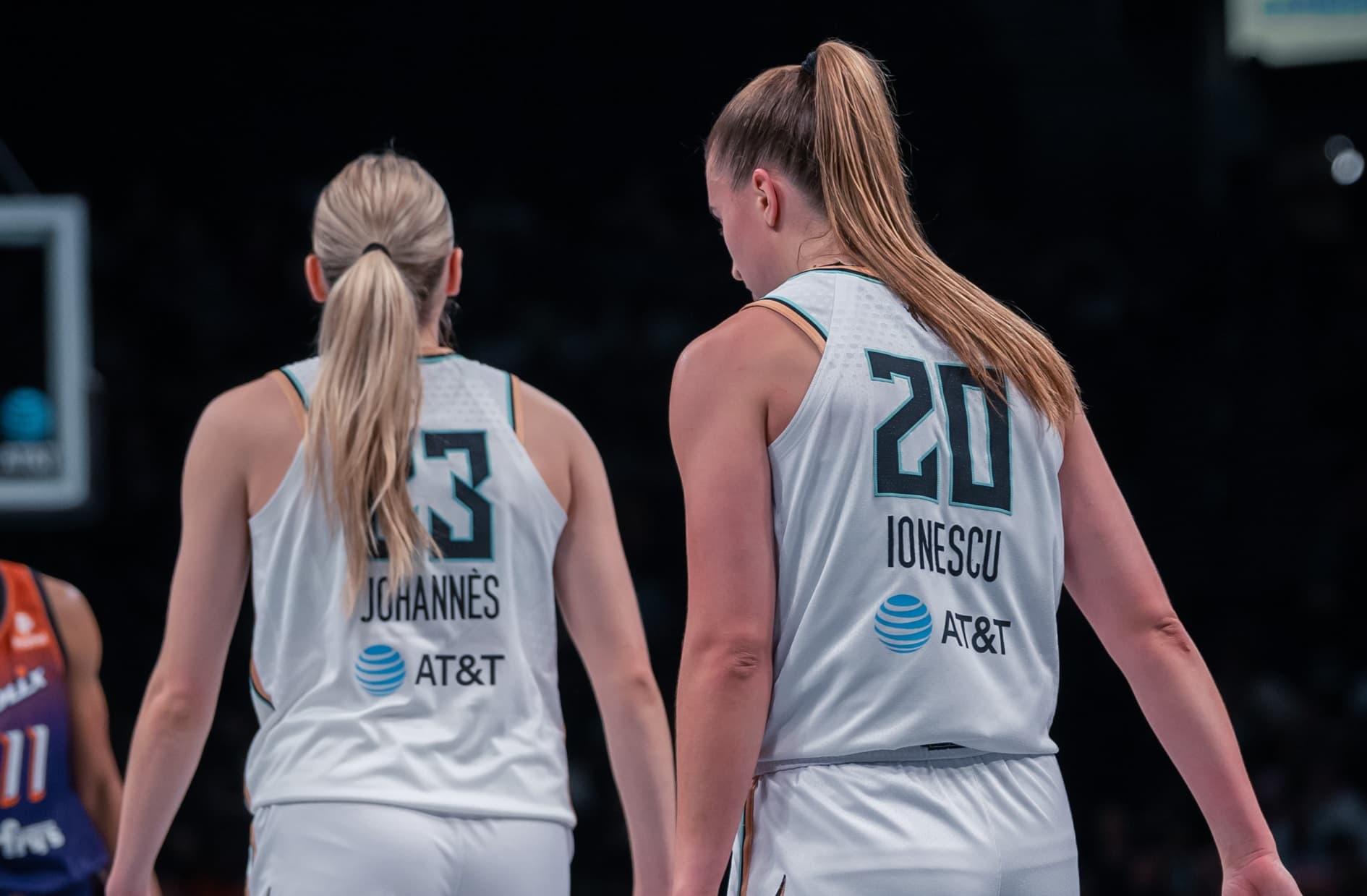 25/27 : Sabrina Ionescu établit un nouveau record au concours à 3-points