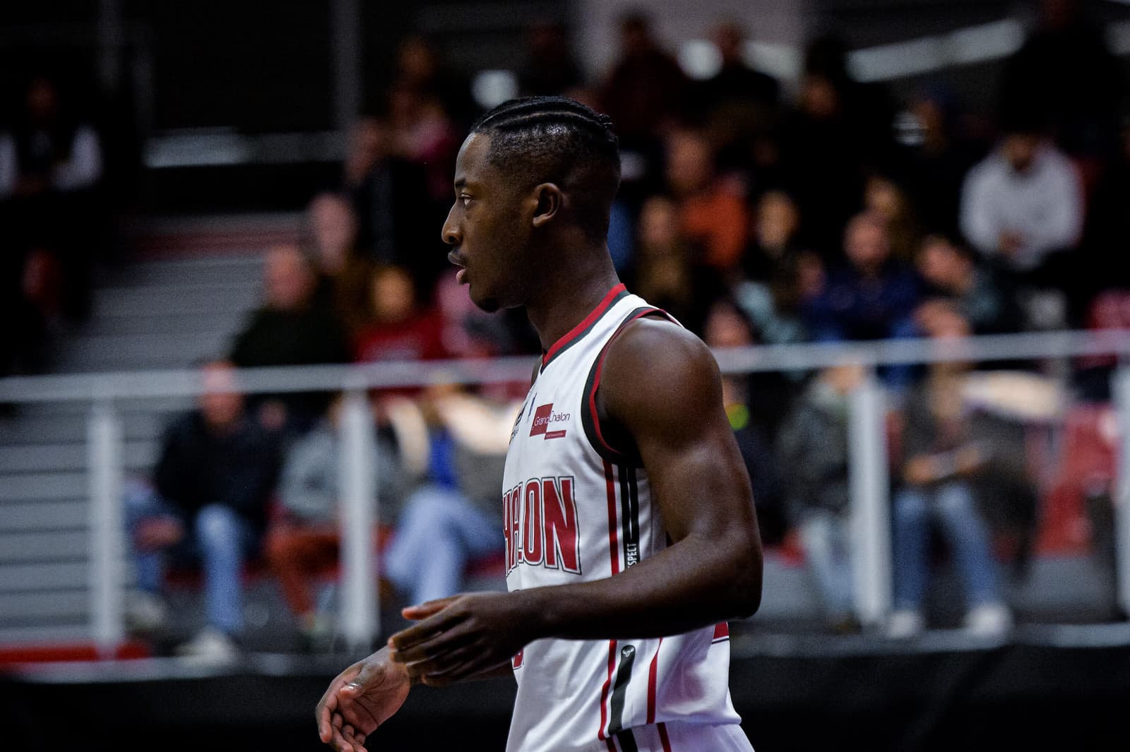 Samir Gbetkom passe de l’Élan Chalon au Champagne Basket