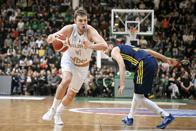 Sasha Vezenkov brille avec la Bulgarie : 40 points et 18 rebonds face à la Suède