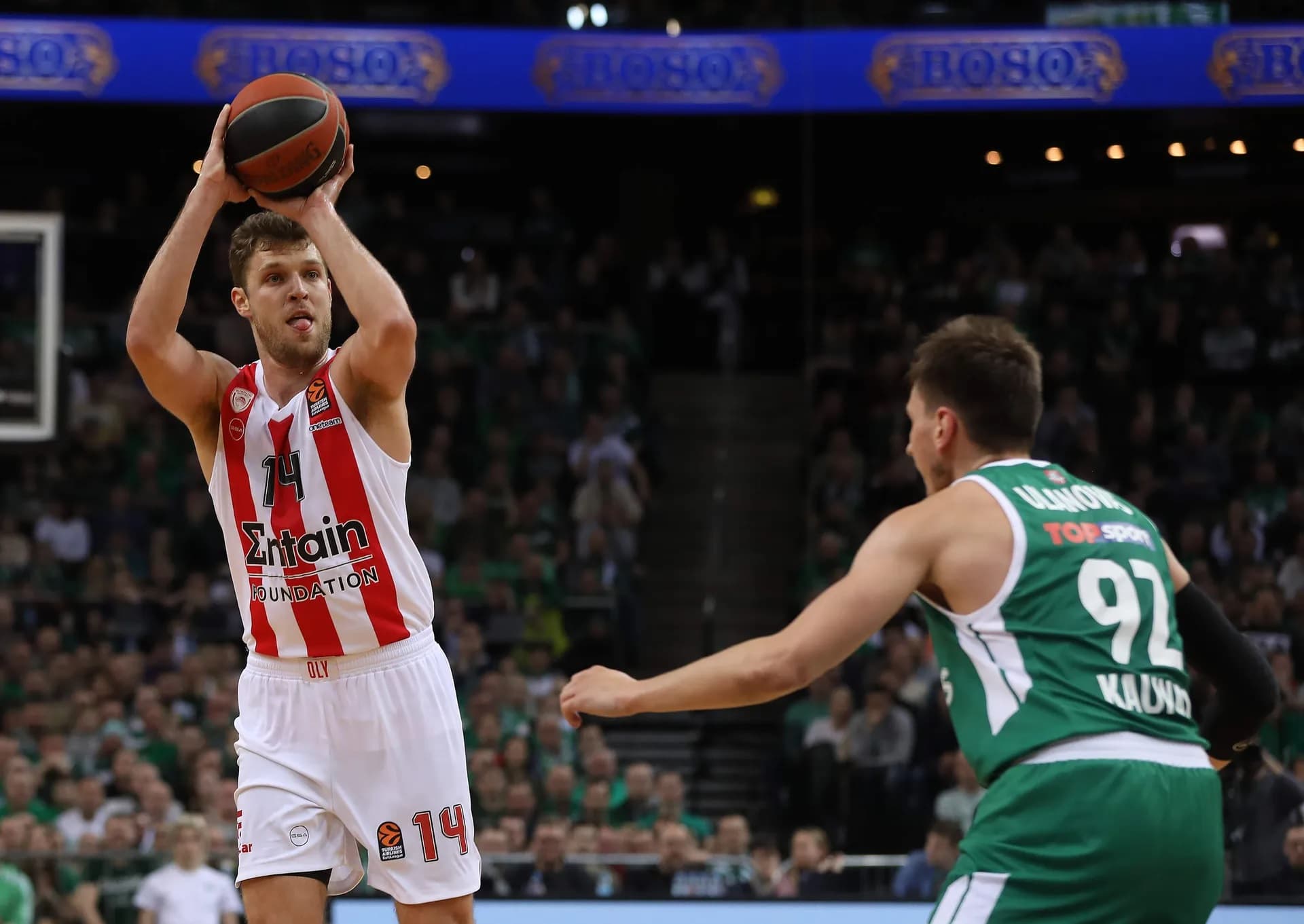 L’Olympiakos officiellement en playoffs, Mathias Lessort sur tous les fronts