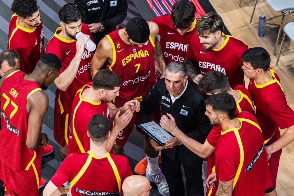 Sergio Scariolo reçoit la plus haute distinction de l’Ordre royal du mérite sportif espagnol