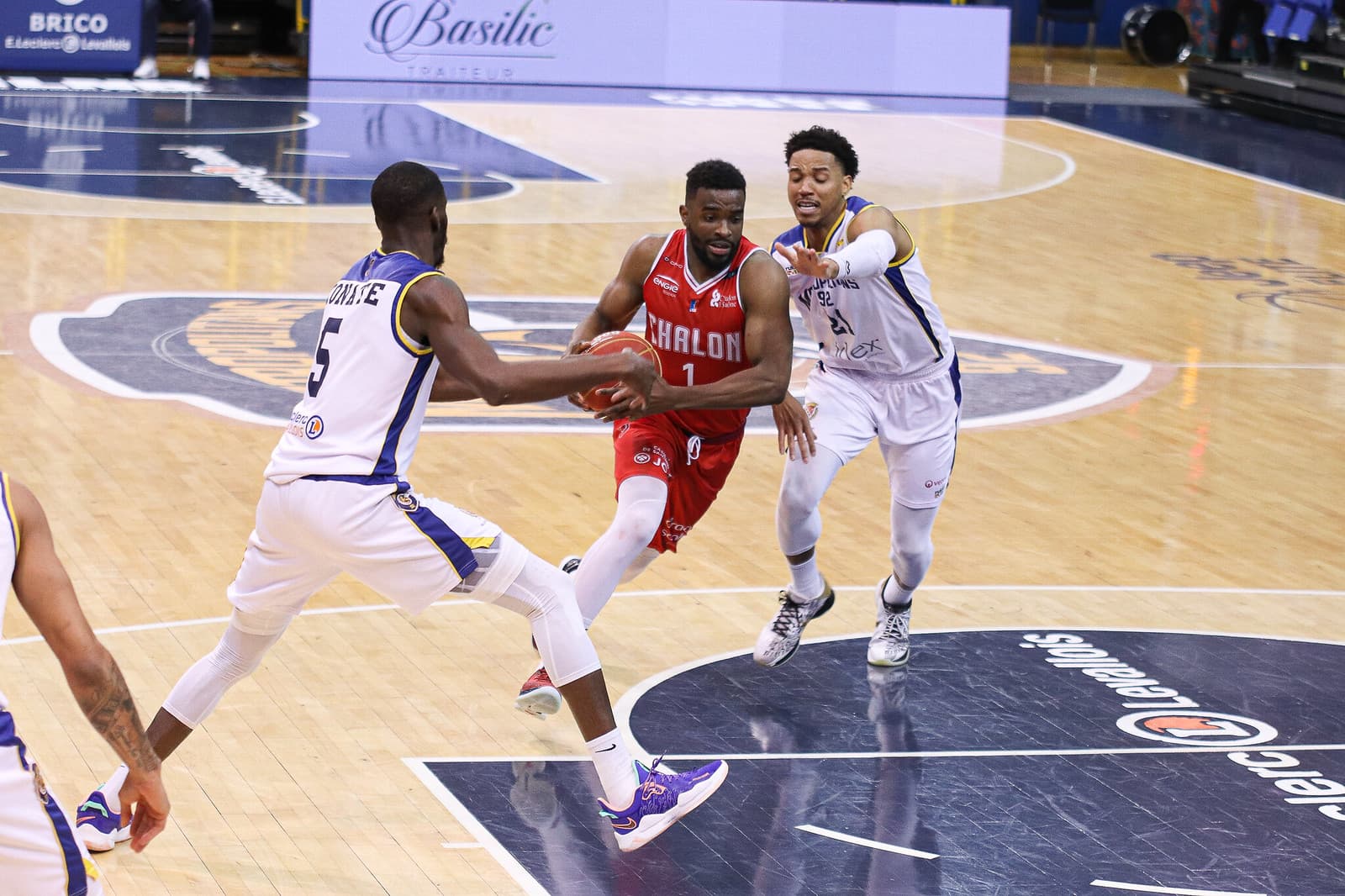 L’ancien Chalonnais Sean Armand rejoint Saratov