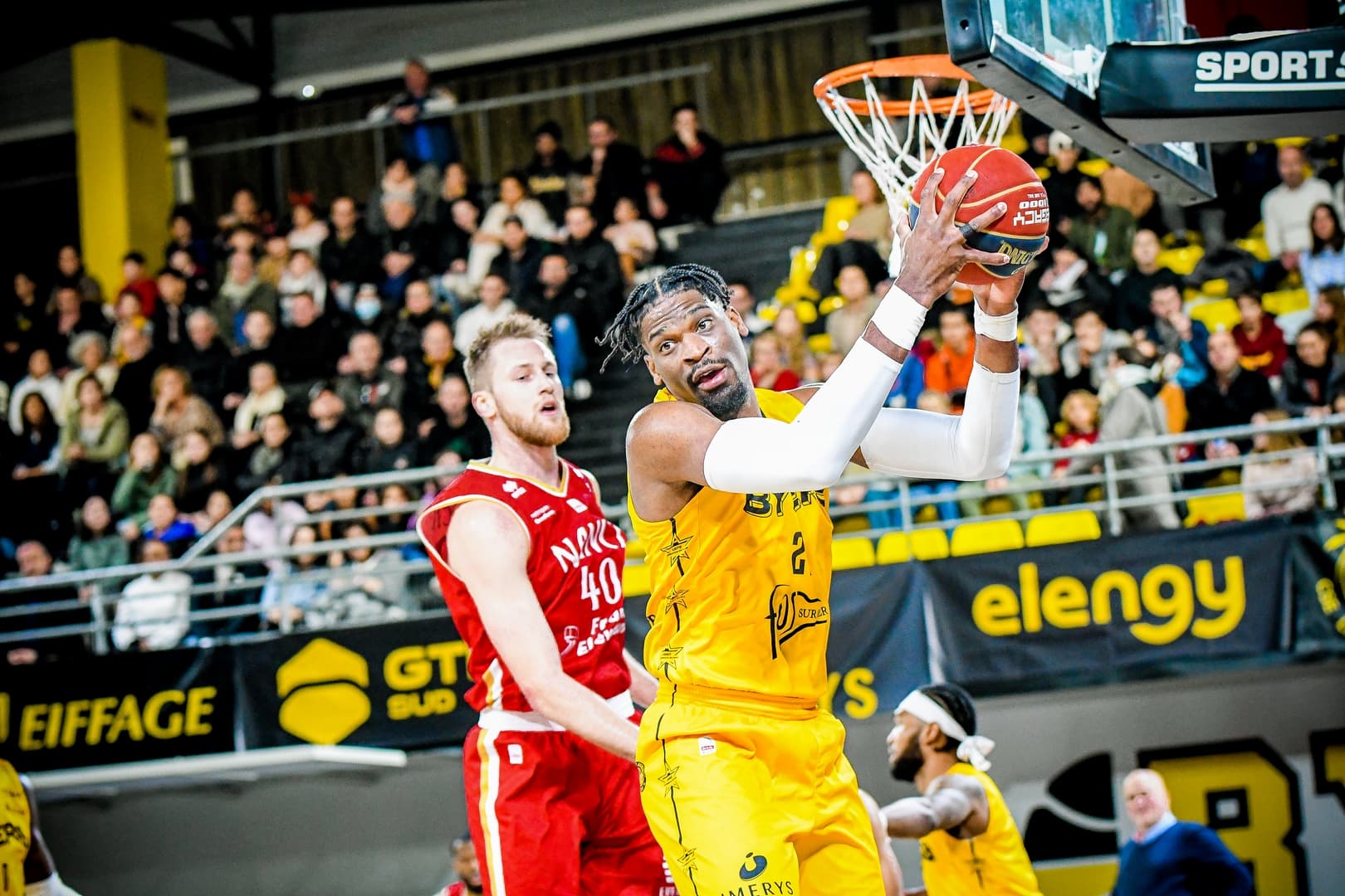 +36 : Fos Provence en démonstration face à Nancy