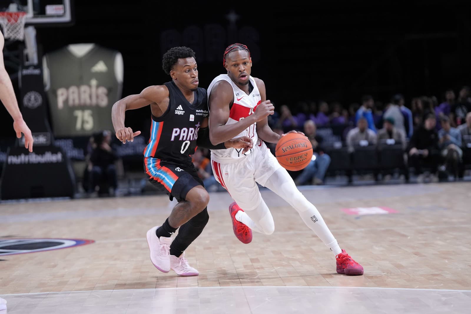 Joël Ayayi et Jeremy Morgan, deux anciens de la JL Bourg, rejoignent le Paris Basketball
