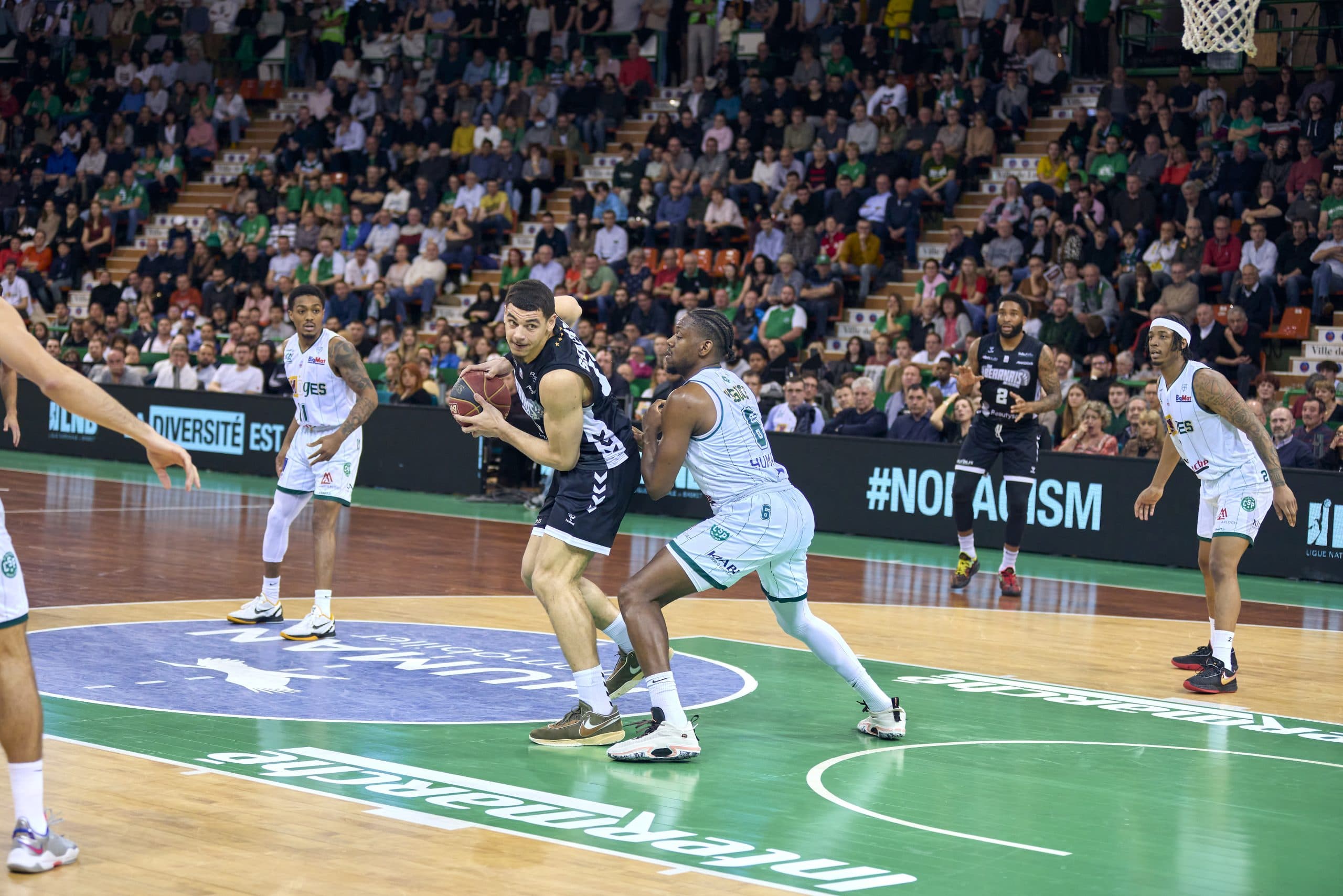 « Le renouveau » de l’Élan Béarnais, qui mate un CSP bipolaire lors du Clasico