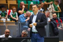 Stéphane Eberlin et Caen espèrent enchaîner les victoires après un début de saison compliqué