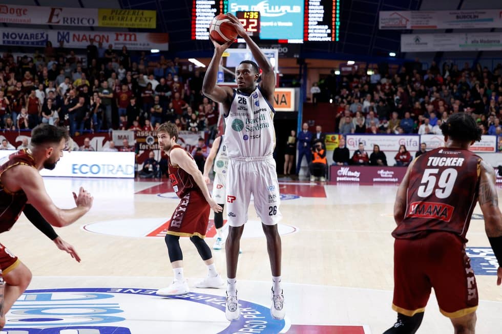 Stéphane Gombauld productif comme jamais avec Sassari