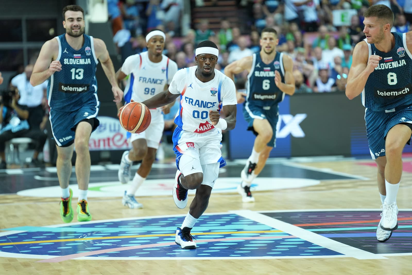 « Il a été incroyable » : Sylvain Francisco en feu face à la Slovénie