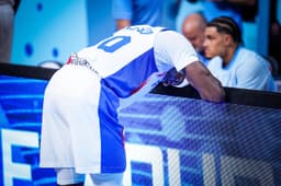 Sylvain Francisco s'est battu mais les Bleus ont perdu face à la Géorgie en huitièmes de finale de l'EuroBasket