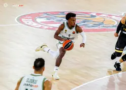 T.J. Shorts peine à trouver sa place dans la rotation du Panathinaïkos Athènes