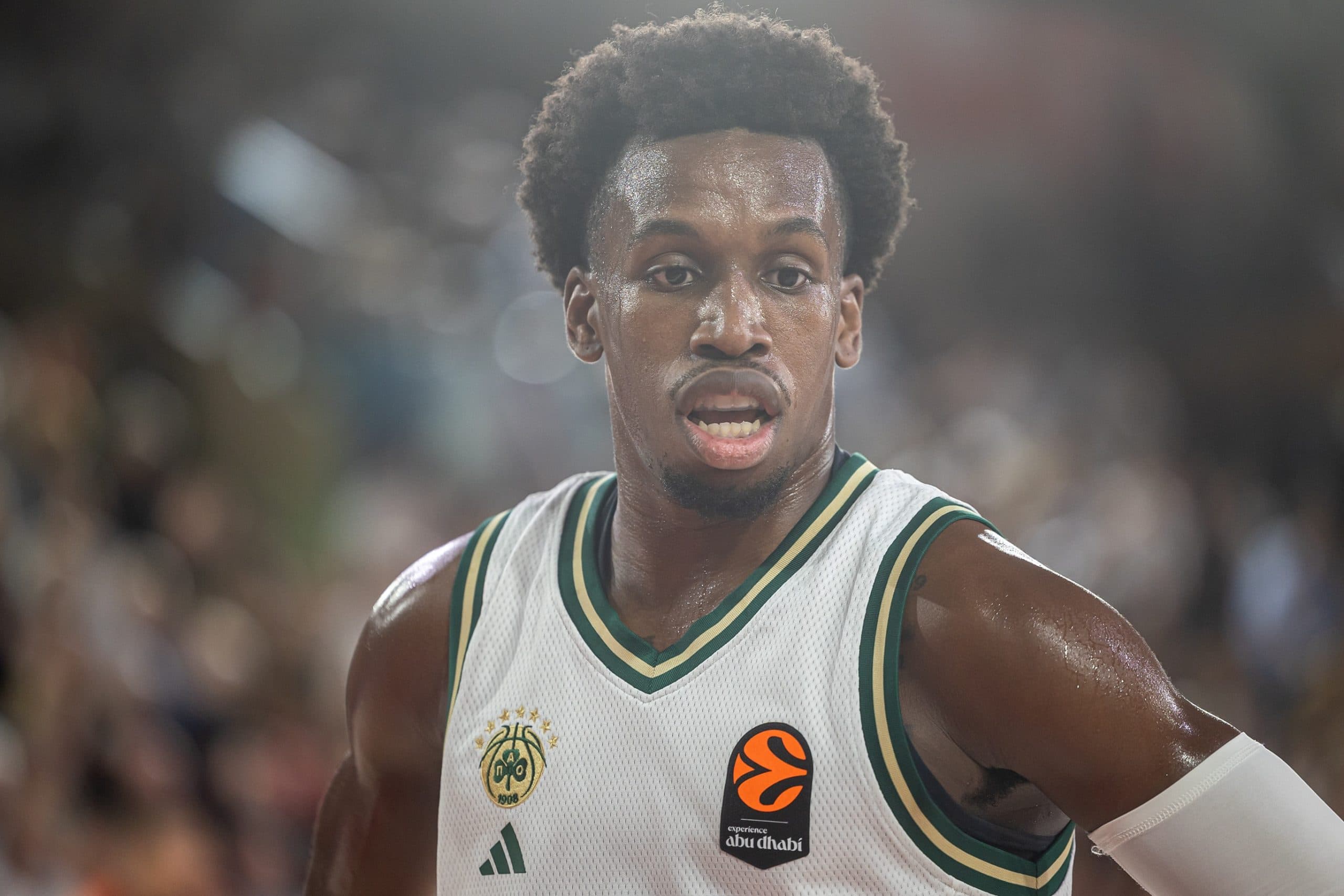 T.J. Shorts déçoit Ergin Ataman : « Pour l’instant, je suis à 90% mécontent de ses performances dans l’équipe »