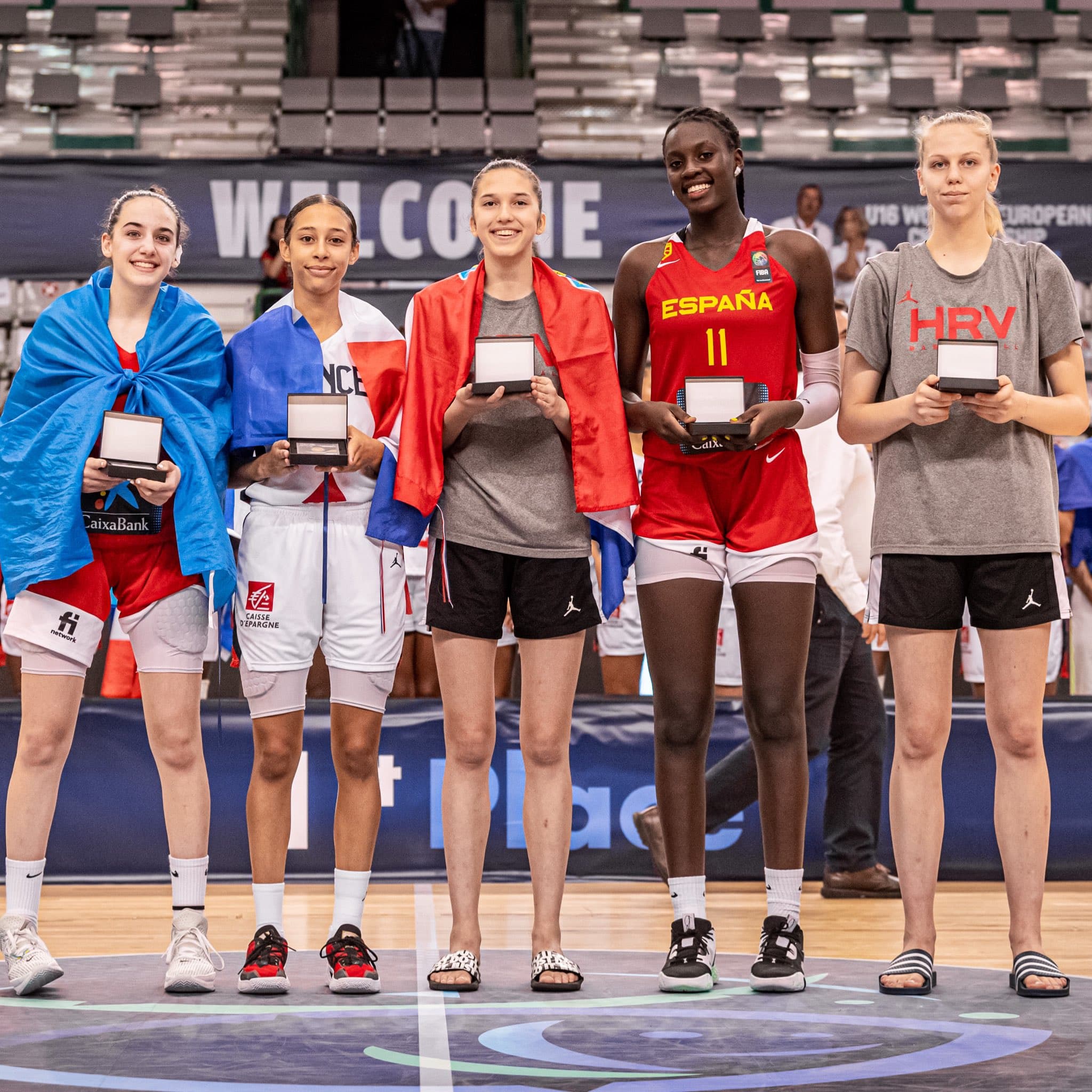 Téa Cleante dans le cinq idéal de l’Euro U16 féminin