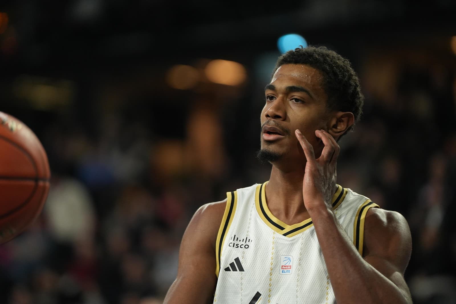 Théo Maledon victime d’une luxation plutôt que d’une fracture