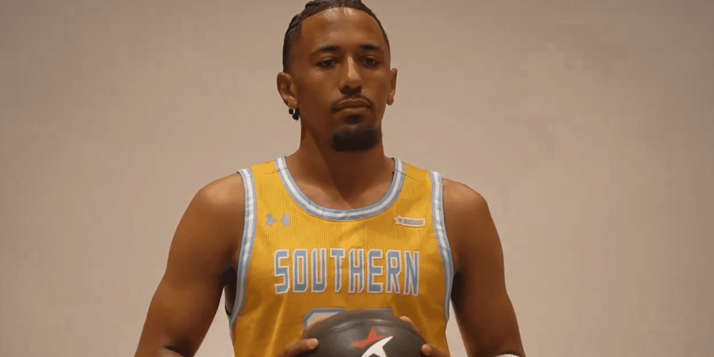 Tidjiane Dioumassi : 30 points mais une défaite pour démarrer la saison