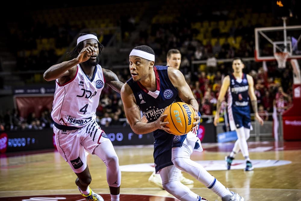 Strasbourg domine Dijon et fait un grand pas vers les playoffs