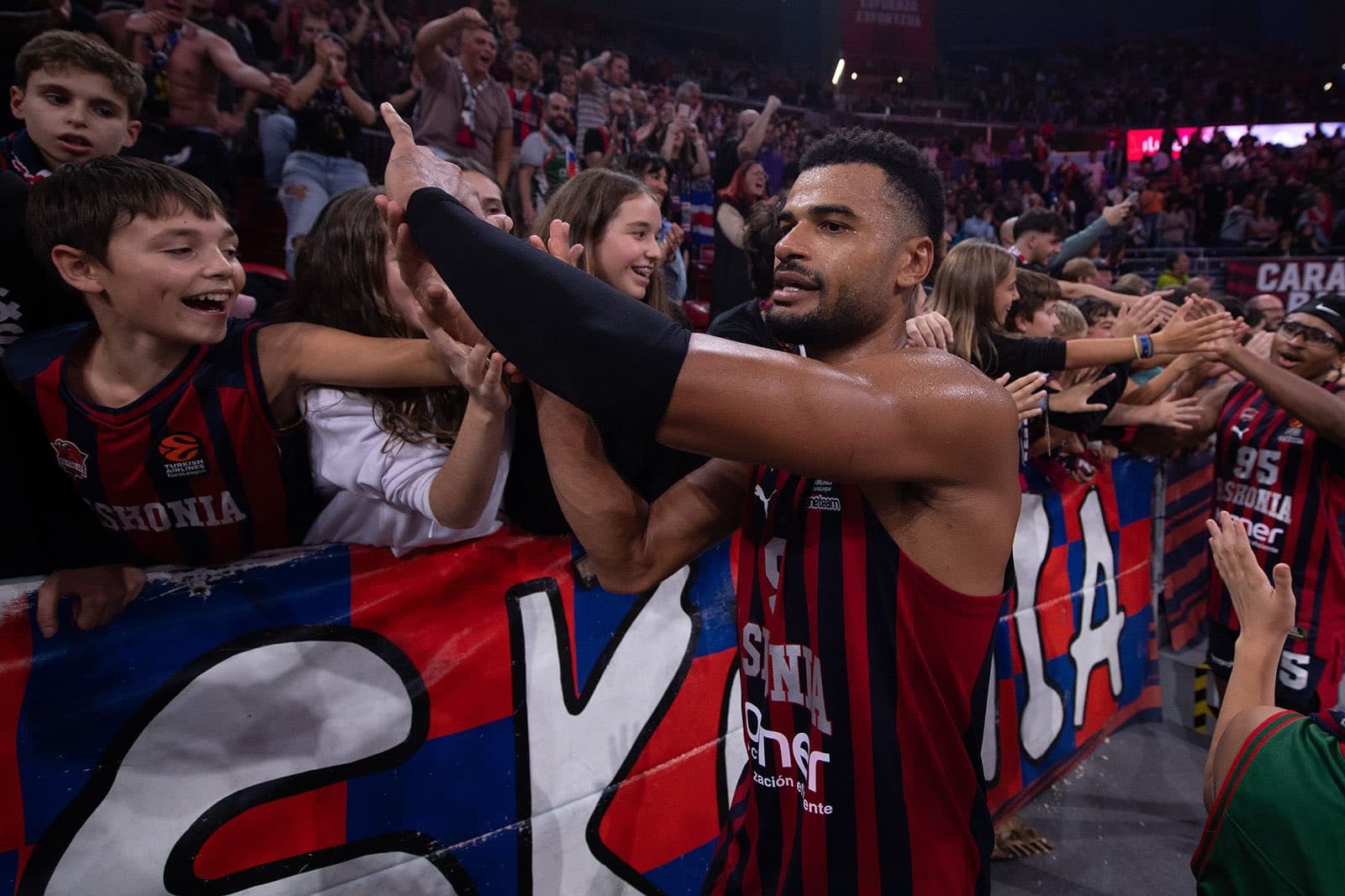 TLC important dans la victoire de Baskonia contre le Partizan : « Une signature fantastique »