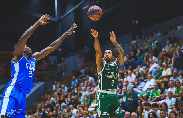 David Coit record (40 points !) fait décoller Blois, Orléans se reprend aussi