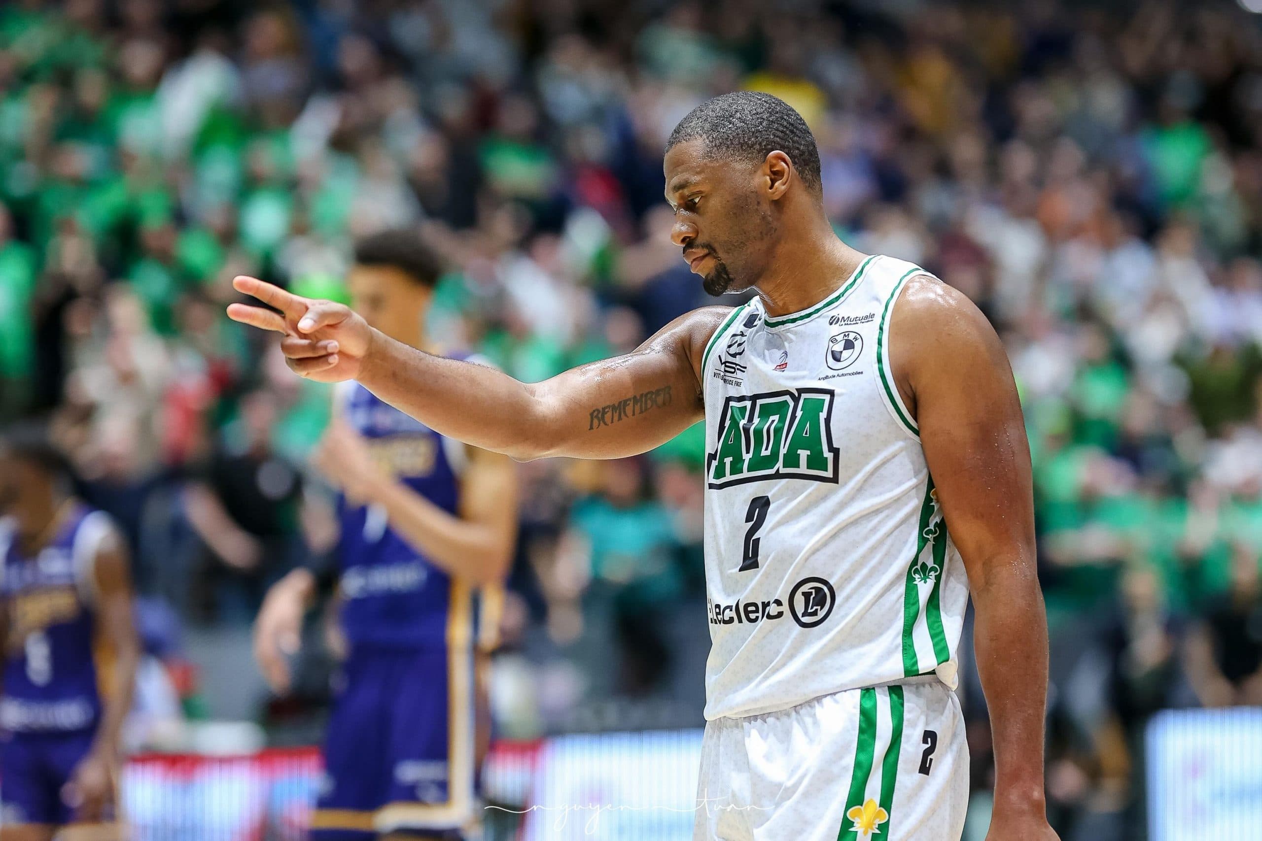 Tyren Johnson continue d’écrire sa légende blésoise : « Ce panier s’inscrit dans ce qu’on a fait ensemble ici depuis 5 ans »