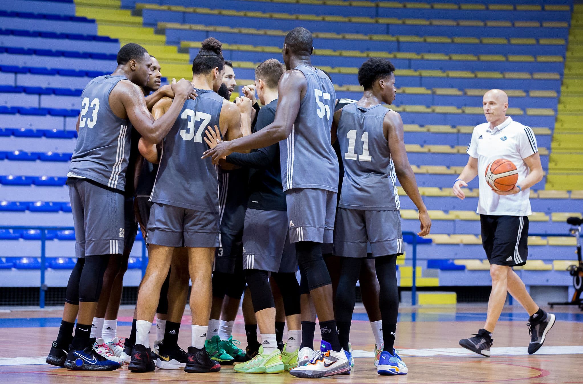 Une finale Pau – Metropolitans 92 au Trophée de la Sarthe