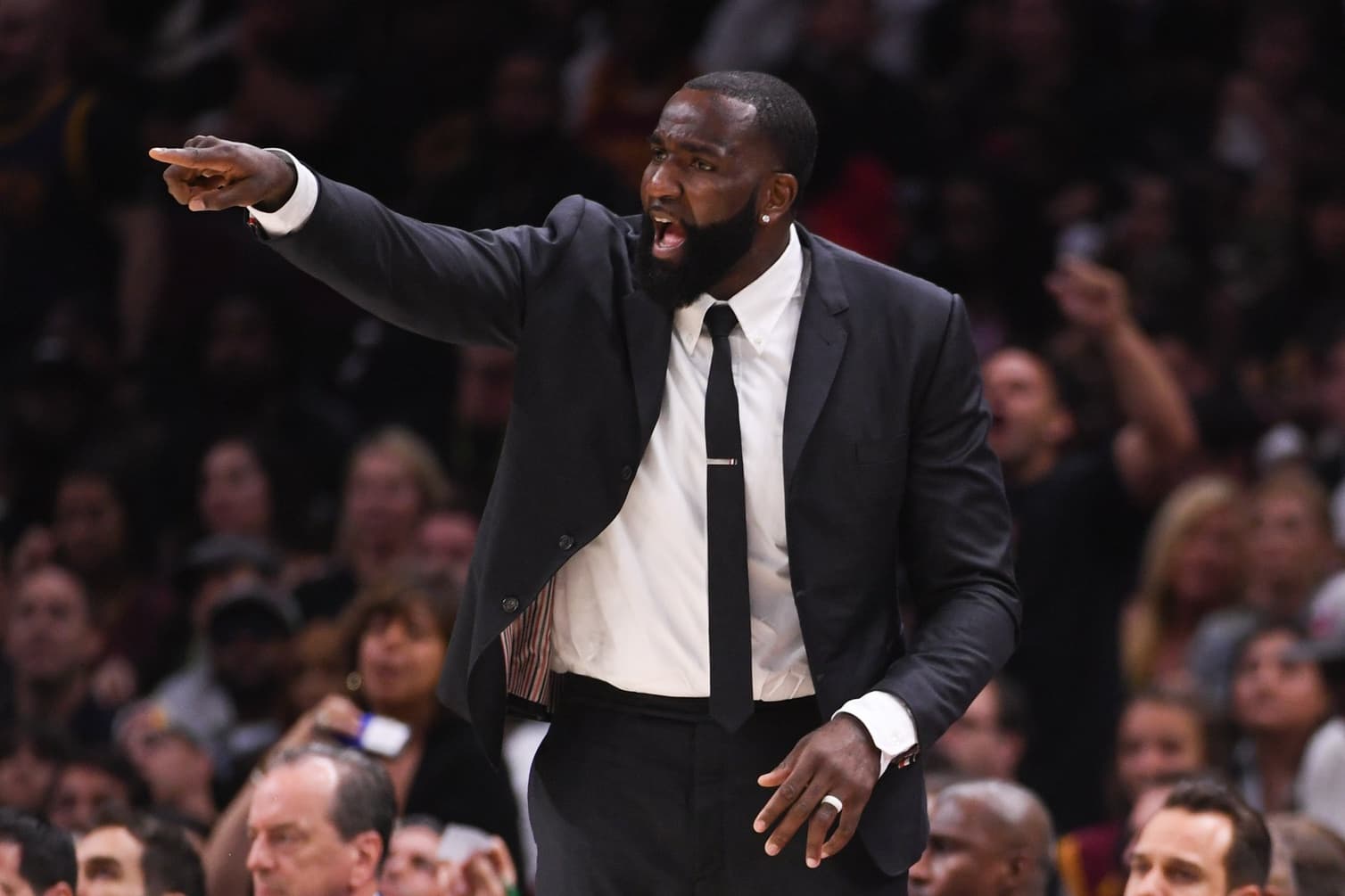 Kendrick Perkins dénonce un concours de dunk « embarrassant » et réclame des stars NBA