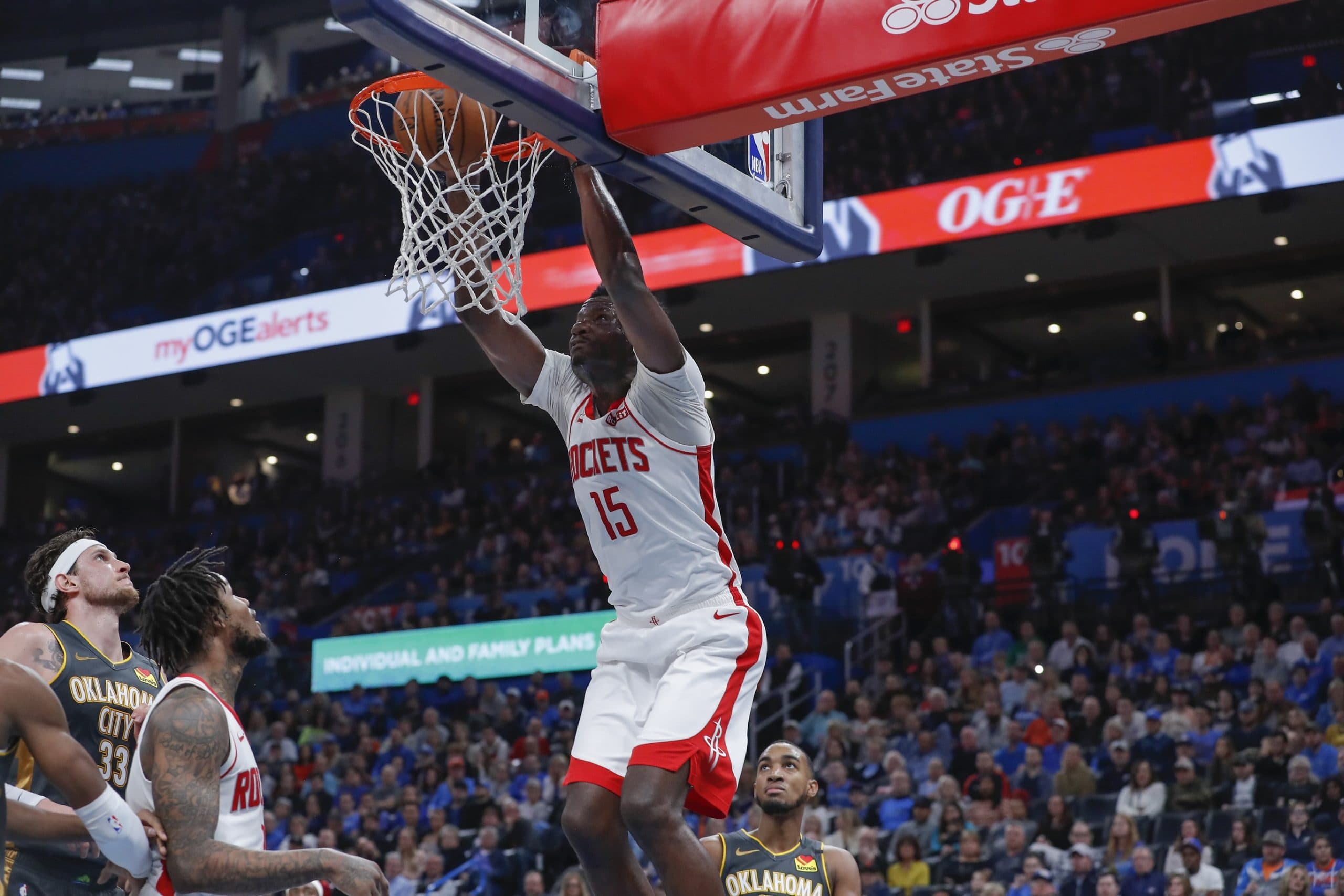 Houston rapatrie Clint Capela, pour 21,5 millions sur 3 ans