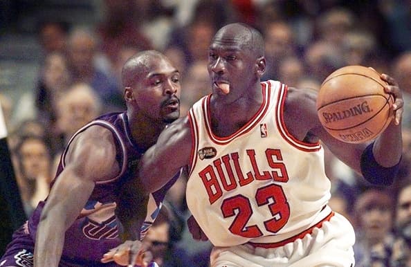 Michael Jordan : un maillot mythique des Bulls vendu à plus de 12 millions !