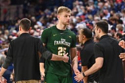 Yauhen Massalski en NCAA, contre Gonzaga