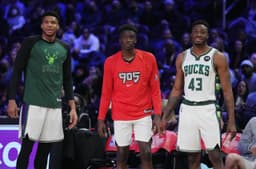 Giannis Antetokounmpo, Alex Antetokounmpo et Thanasis Antetokounmpo sont réunis chez les Bucks