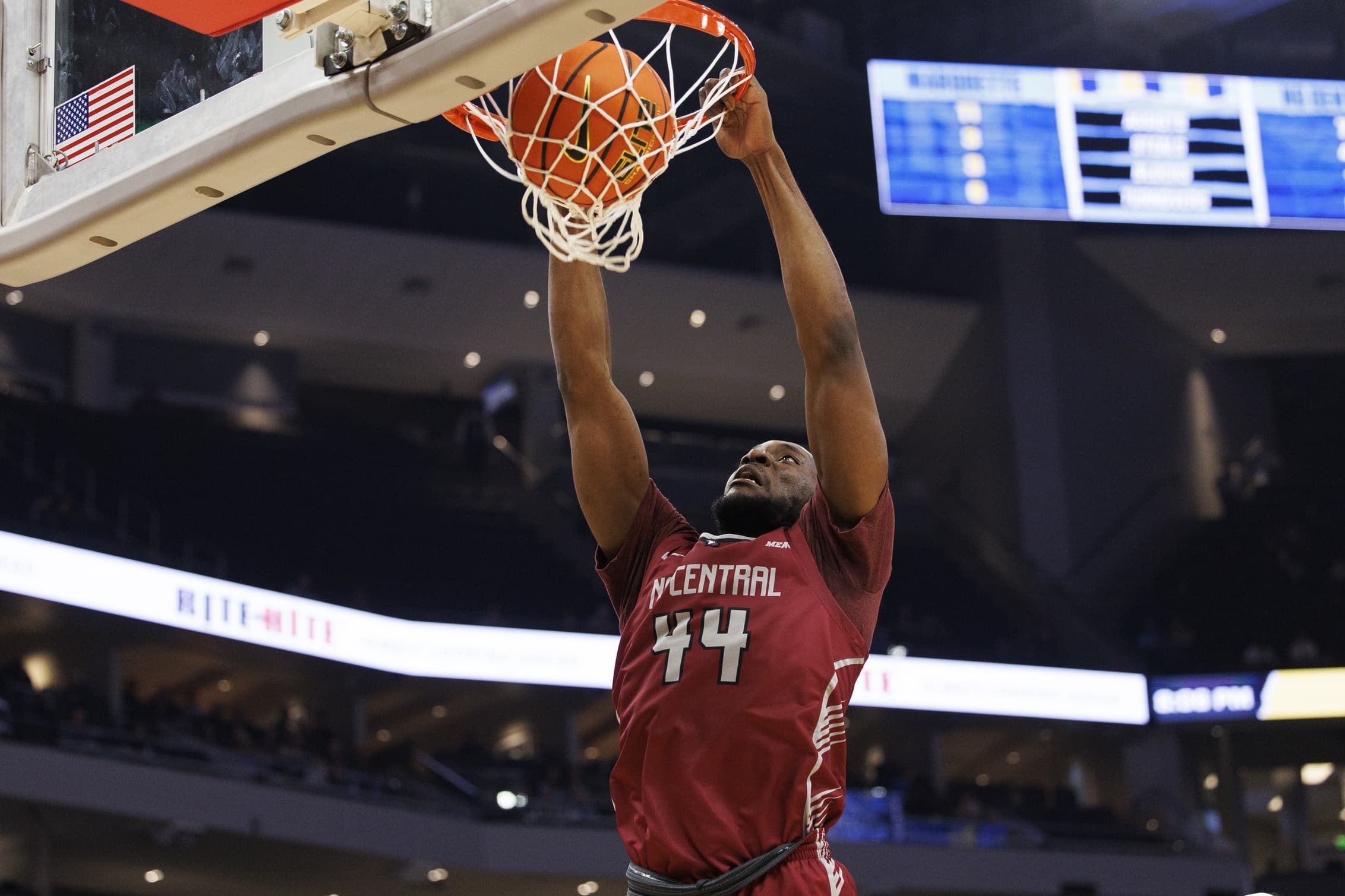 Le Stade Rochelais est au complet avec un intérieur nigérian