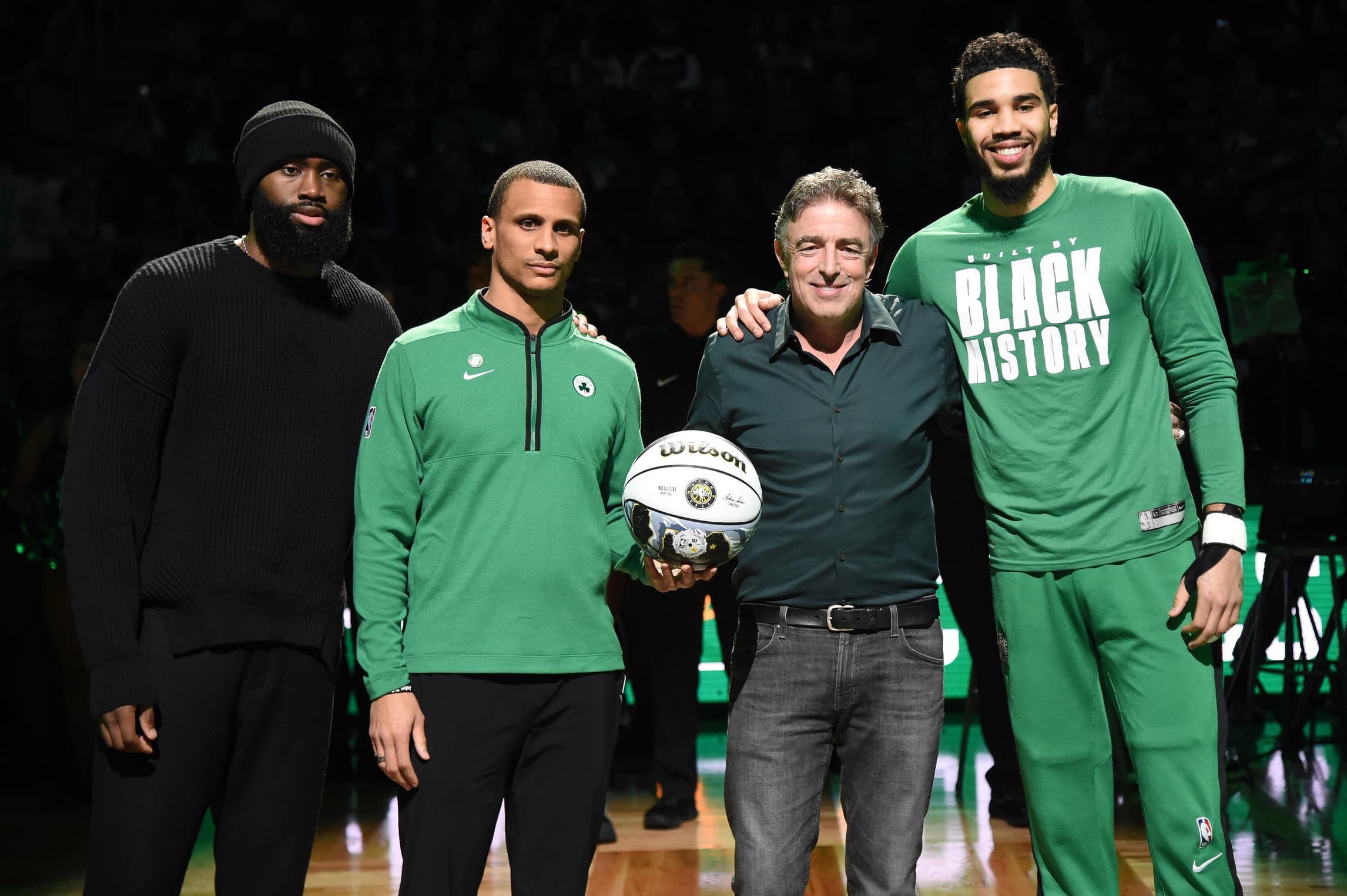 Départ surprise chez les Celtics : une figure historique poussée vers la sortie plus tôt que prévu