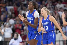Marinne Johannes et Dominique Malonga, deux stars de la WNBA
