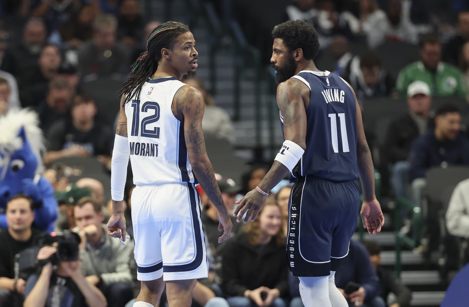 Les Wolves ciblent Kyrie Irving et Ja Morant pour épauler Anthony Edwards