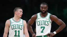 Payton Pritchard réagit au transfert de Jaylen Brown à Philadelphie, les yeux déjà braqués vers la prochaine saison NBA.
