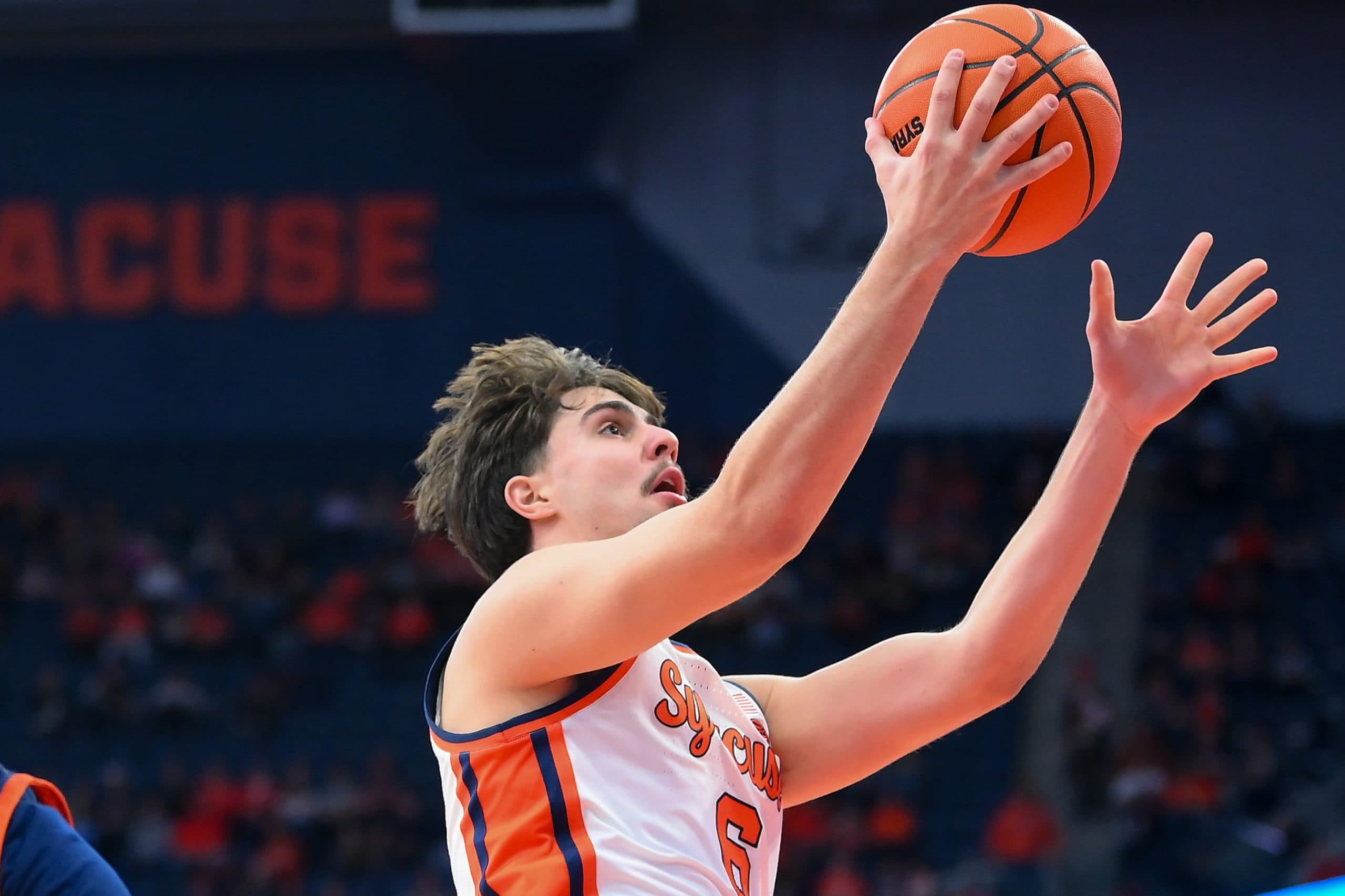 Avec un double-double XXL, Petar Majstorovic porte Long Beach State vers sa première victoire de conférence