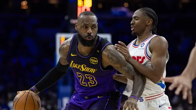 Nick Nurse dévoile un indice sur l’utilisation de LeBron James aux Sixers