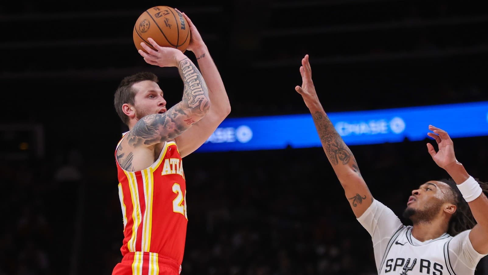 Un ex-coéquipier de Zaccharie Risacher quitte la NBA pour Milan
