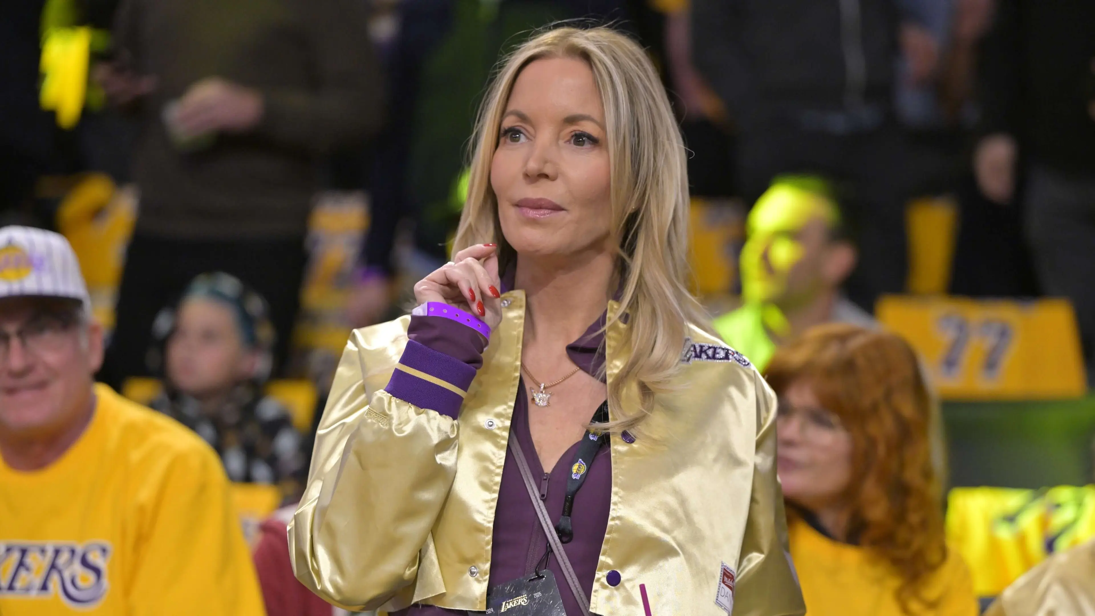 Lakers : Jeanie Buss saisit la justice dans le cadre de la vente de la franchise