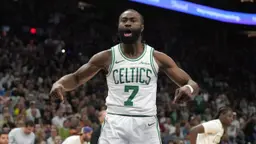 Transféré aux 76ers après 10 ans passés chez les Celtics, Jaylen Brown organise une grande fête publique d'au revoir le 30 août à Boston.