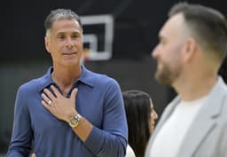 Rob Pelinka a fait une déclaration concernant la retraite de LeBron James