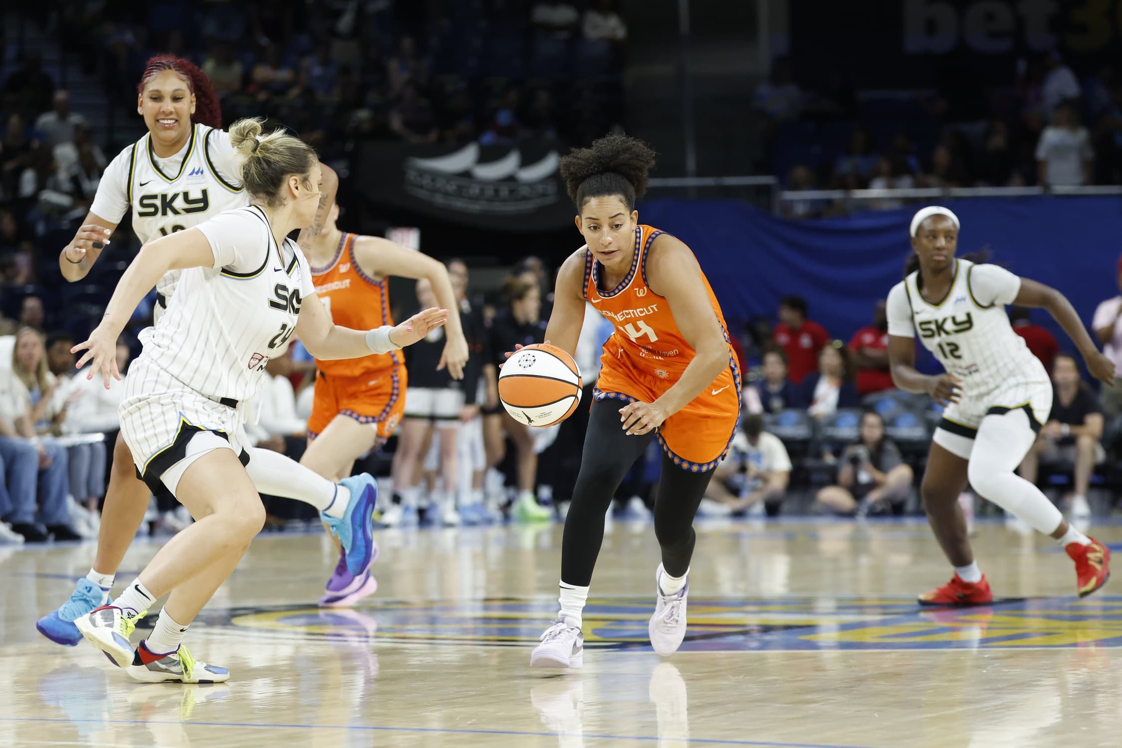 23 points à 8/9 : la belle histoire de Bria Hartley