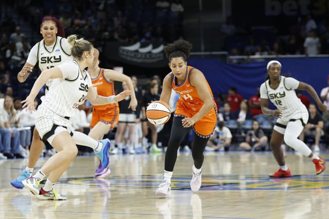 23 points à 8/9 : la belle histoire de Bria Hartley