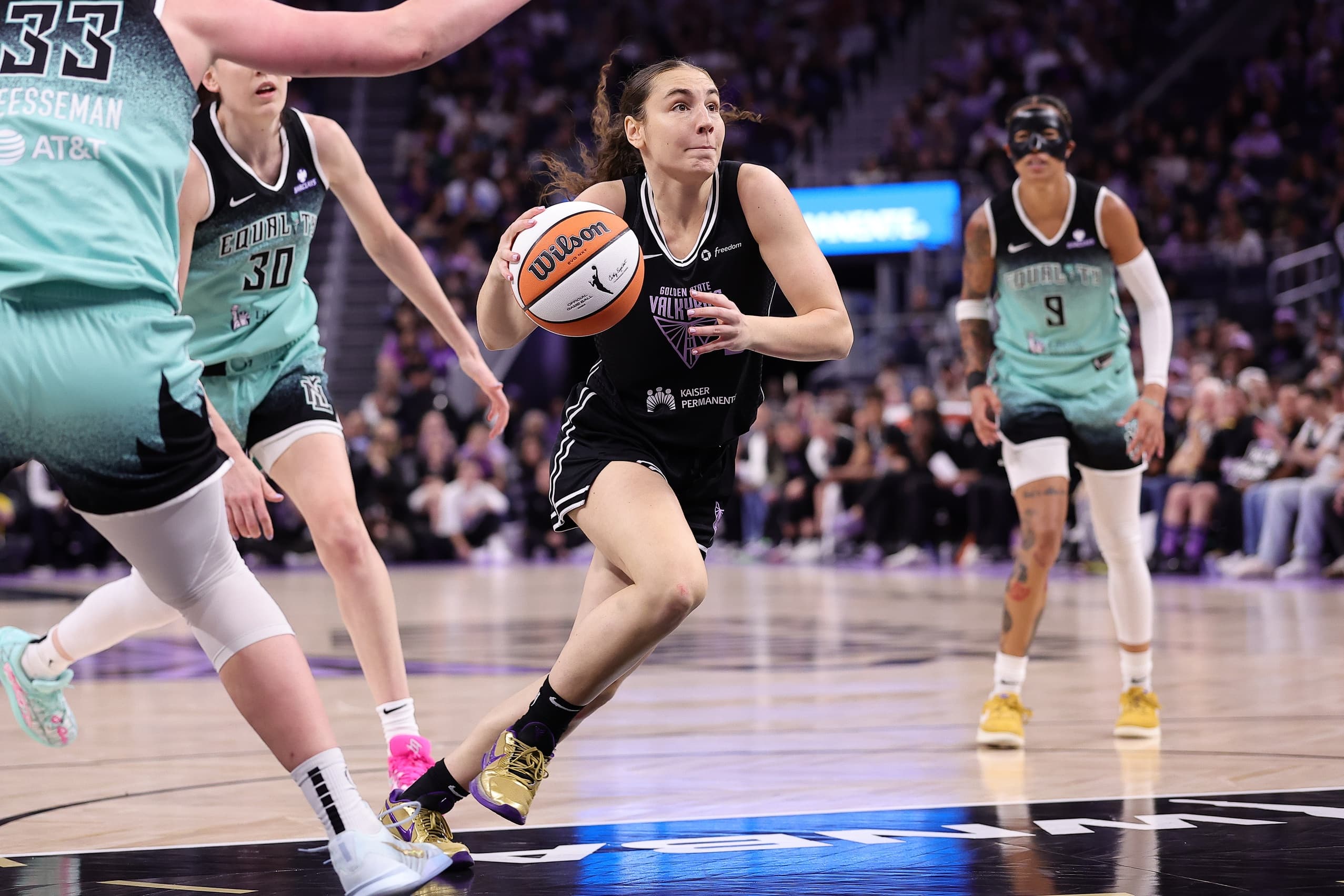 Le trio français des Valkyries se rapprochent des playoffs WNBA, le Liberty de Johannès y est déjà