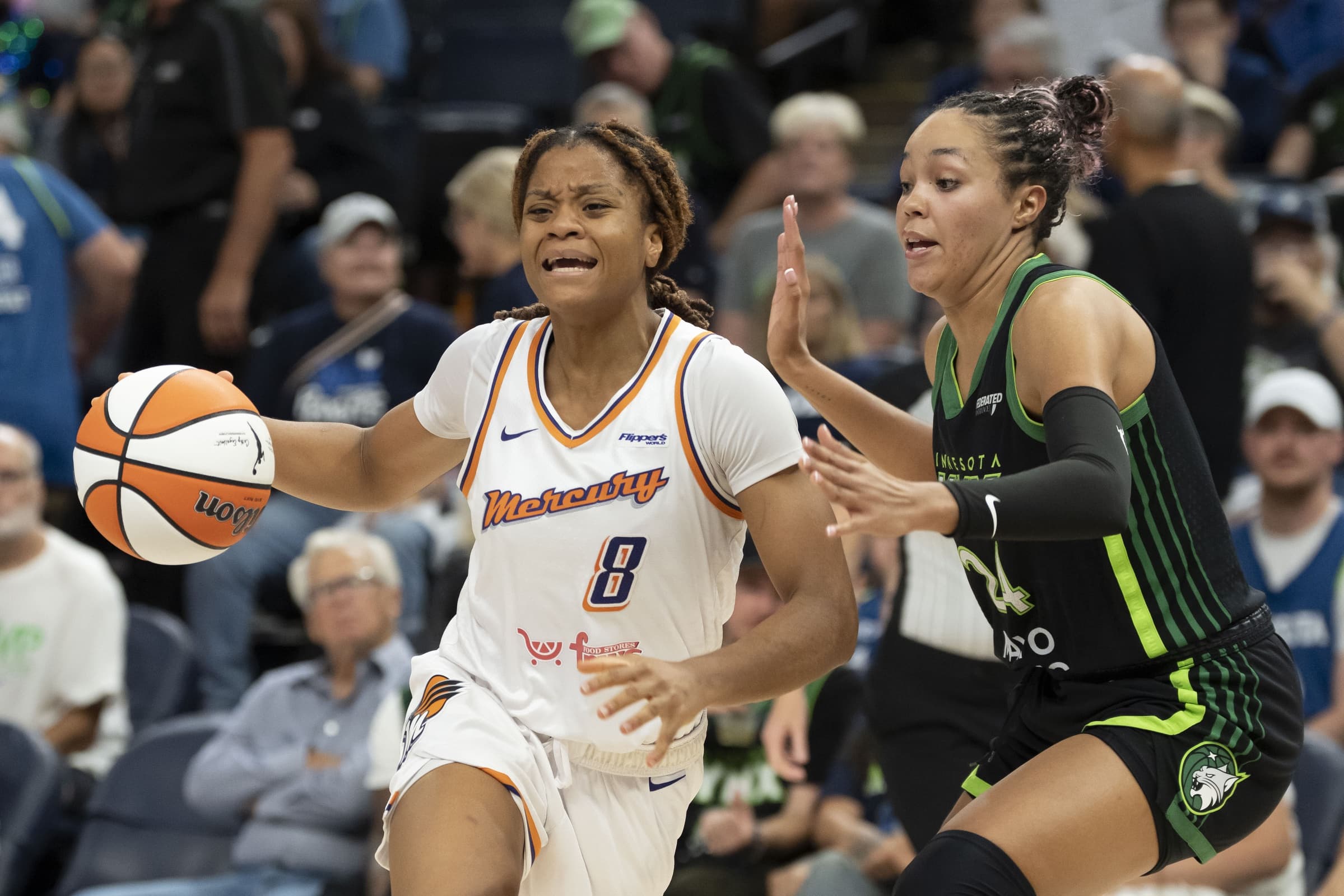 Monique Akoa-Makani se rapproche de la finale WNBA