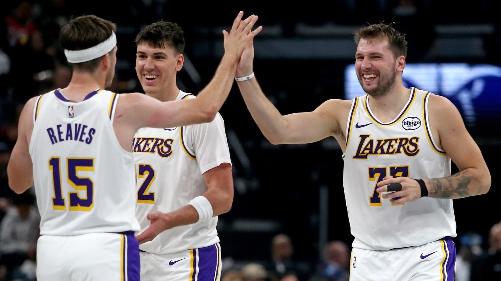 Loin des critiques sur leur recrutement, les Lakers restent une machine à cash !